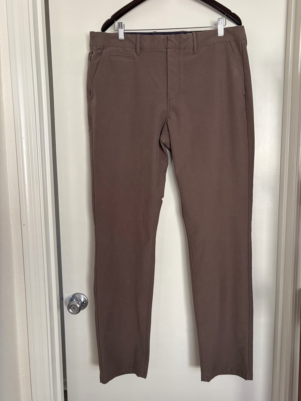 J. Crew Men's Taupe Chino Pants 36x 34 770 Straight Great Condition Super Comfy